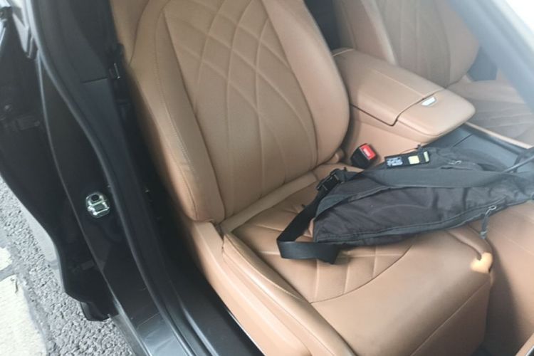 Used Rising R7 2023 Rear-Drive Screen King Pro Edition Right Front Seat