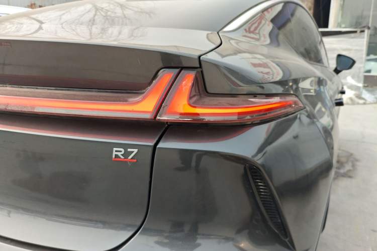 Used Rising R7 2023 Performance Screen Pro Edition Right Rear Taillight