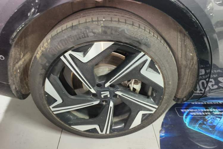 Used Rising R7 2023 Flagship Edition Right Rear Wheel Hub