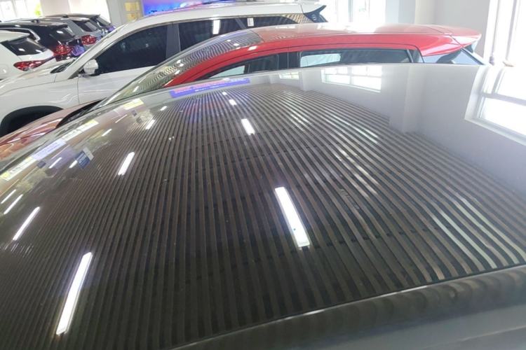 Used Rising R7 2023 Rear-Drive Screen King Edition Roof