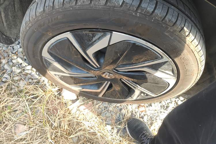Used Rising R7 2023 Rear-Drive Screen King Edition Right Rear Wheel Hub