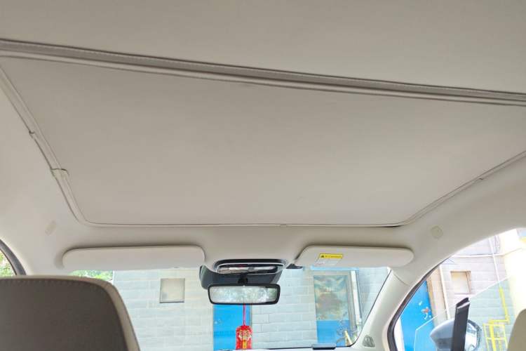 Used Rising R7 2023 Rear-Drive Screen King Pro Edition Headliner