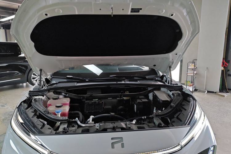 Used Rising R7 2023 Flagship Edition Engine Bay