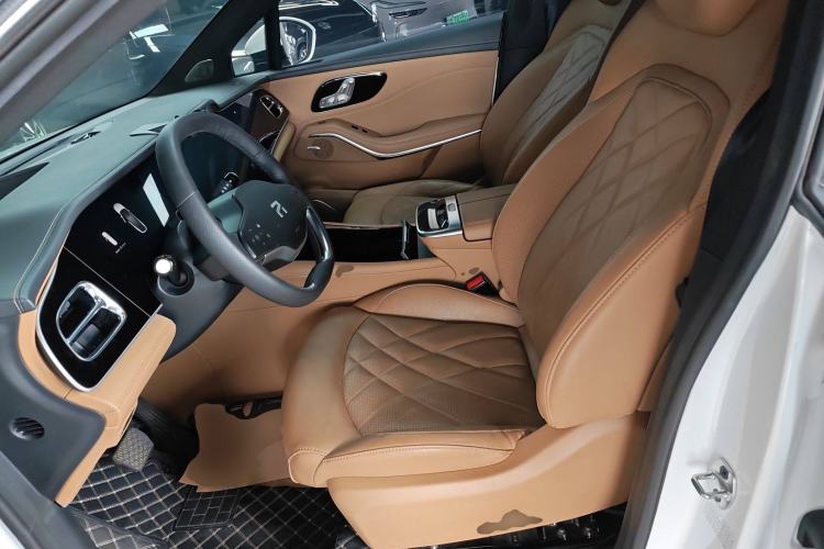 Used Rising R7 2023 Flagship Edition Left Front Seat