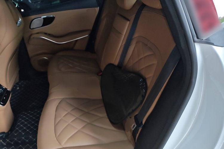 Used Rising R7 2023 Flagship Edition Left Rear Seat