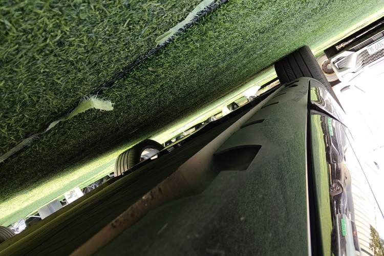 Used Rising R7 2023 Rear-Drive Screen King Edition Left Side Sill