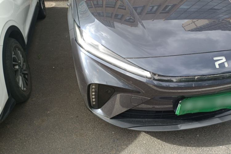 Used Rising R7 2024 Long-Range Pro Edition Right Front Headlight