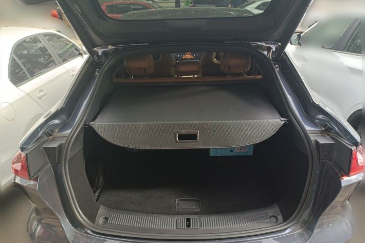 Used Rising R7 2024 Long-Range Pro Edition Trunk