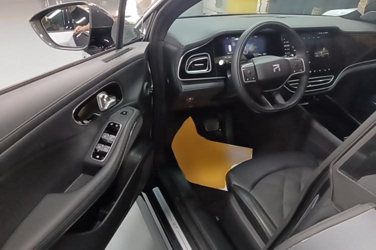 Used Rising R7 2024 Advanced Edition Driver Seat