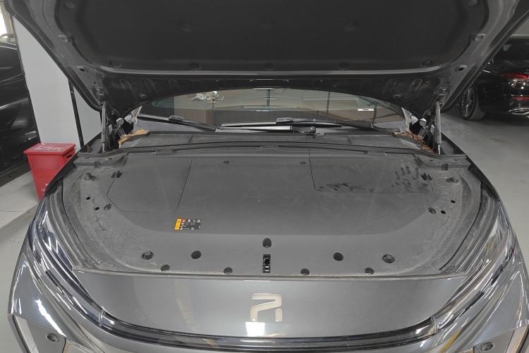 Used Rising R7 2024 Advanced Edition Engine Bay
