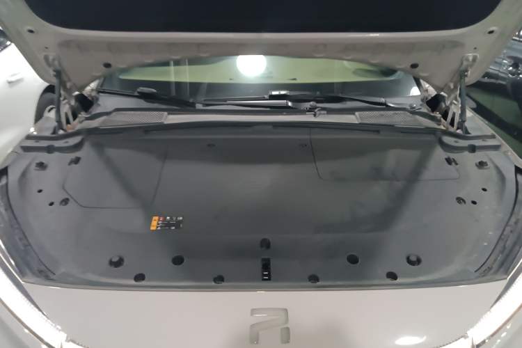 Used Rising R7 2024 Advanced Edition Engine Bay