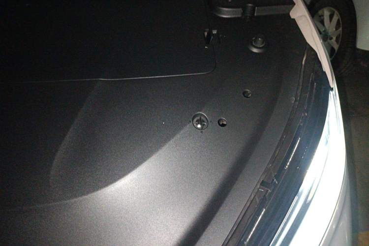 Used Rising R7 2024 Advanced Edition Engine Bay Left