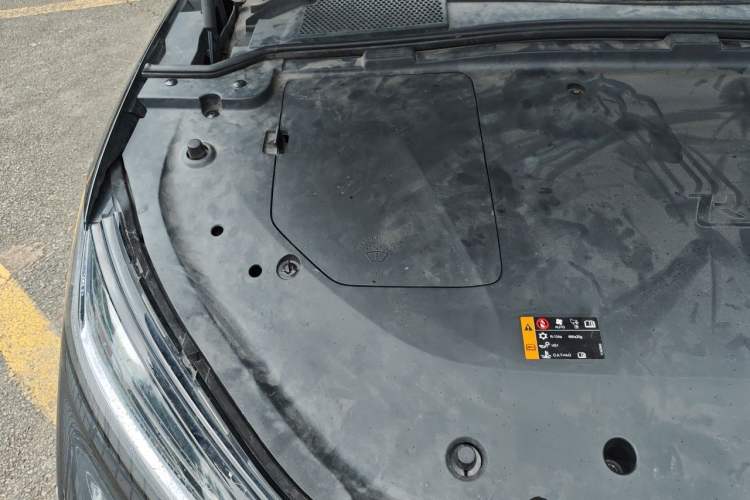 Used Rising R7 2024 Advanced Edition Engine Bay Right