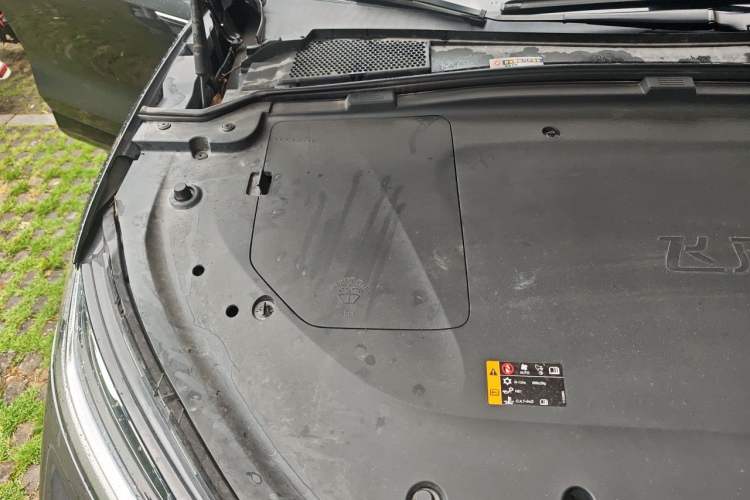 Used Rising R7 2024 Advanced Pro Edition Engine Bay Right