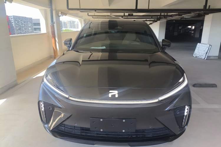 Used Rising R7 2024 Advanced Edition Front