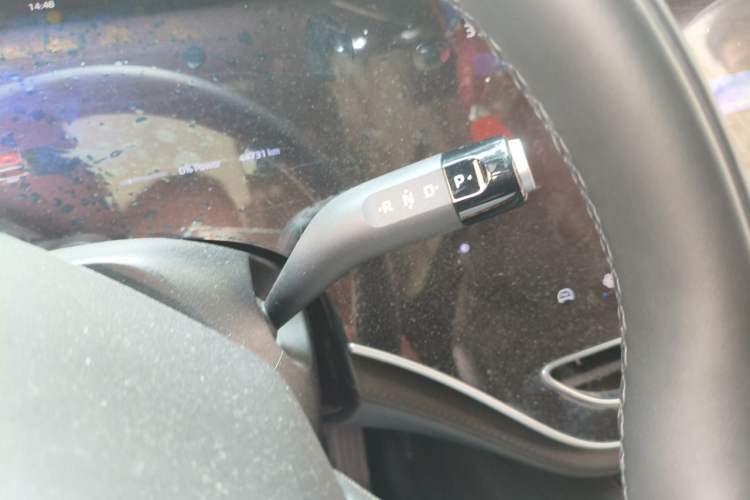 Used Rising R7 2024 Advanced Edition Gear Lever