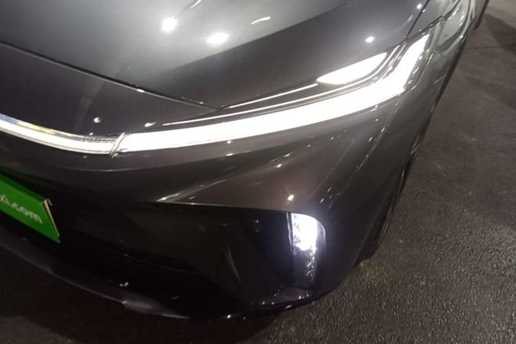 Used Rising R7 2024 Advanced Edition Left Front Headlight