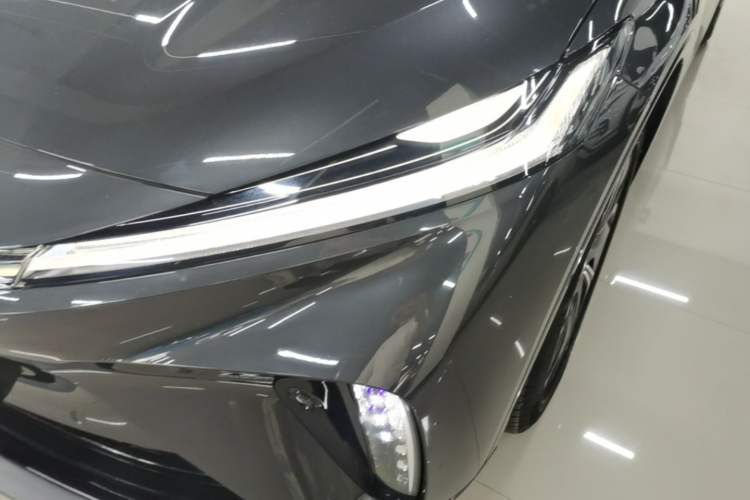 Used Rising R7 2024 Advanced Edition Left Front Headlight
