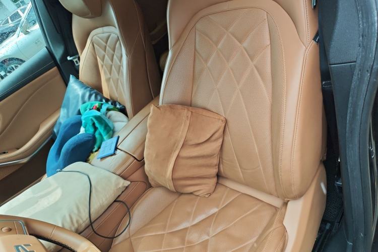 Used Rising R7 2024 Advanced Edition Left Front Seat