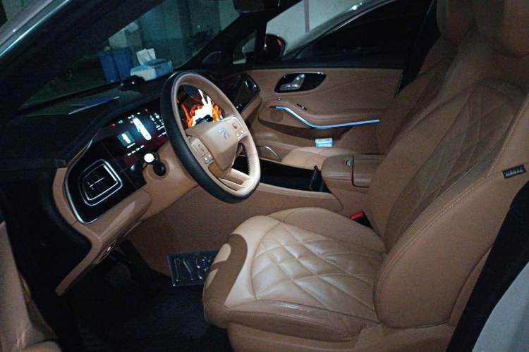 Used Rising R7 2024 Advanced Edition Left Front Seat