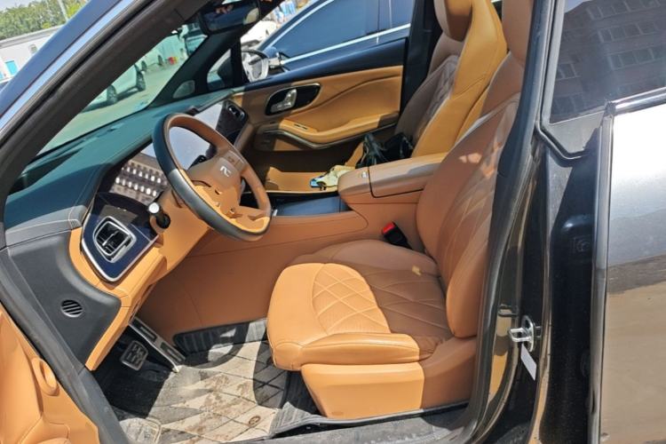 Used Rising R7 2024 Advanced Edition Left Front Seat