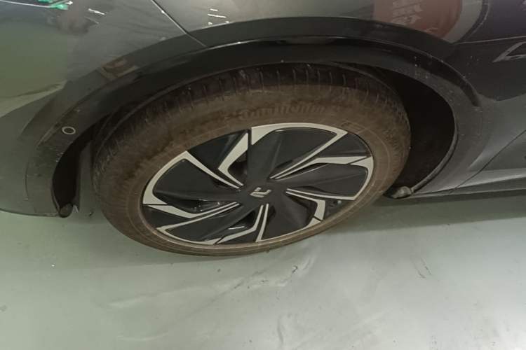 Used Rising R7 2024 Advanced Pro Edition Left Front Wheel Hub