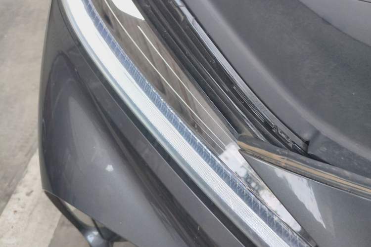 Used Rising R7 2024 Advanced Edition Right Front Headlight