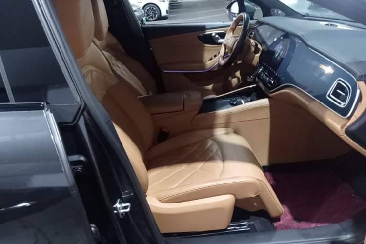 Used Rising R7 2024 Advanced Edition Right Front Seat