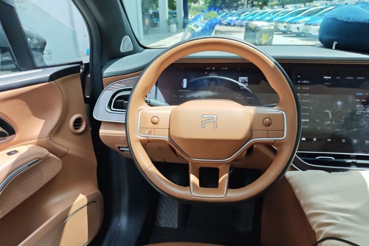Used Rising R7 2024 Advanced Edition Steering Wheel
