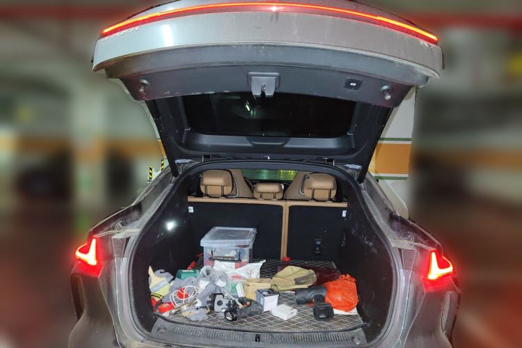 Used Rising R7 2024 Advanced Edition Trunk