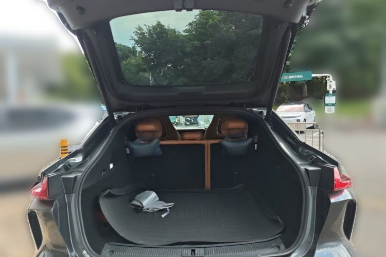 Used Rising R7 2024 Advanced Edition Trunk