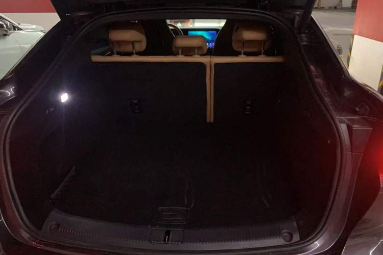 Used Rising R7 2024 Advanced Edition Trunk