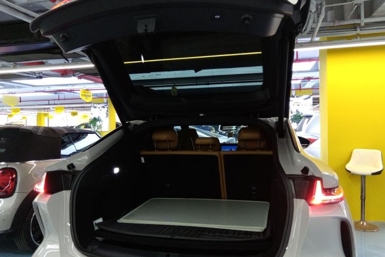 Used Rising R7 2024 Advanced Edition Trunk