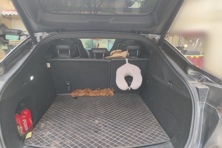Used Rising R7 2024 Advanced Edition Trunk