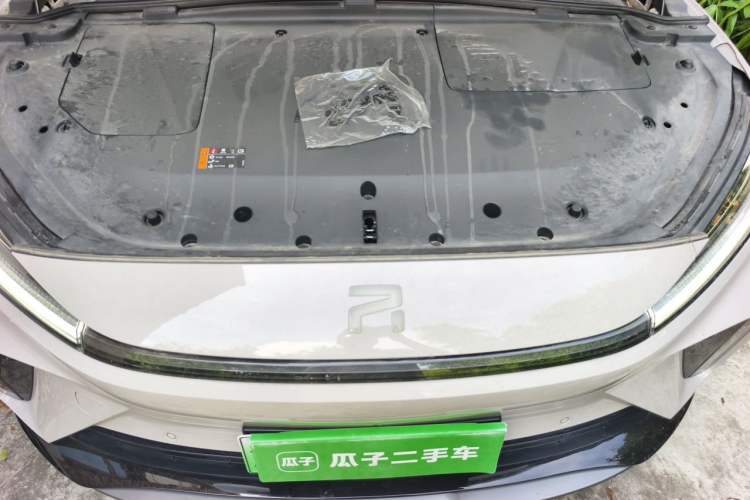 Used Rising R7 2024 Advanced Pro Edition Engine Bay