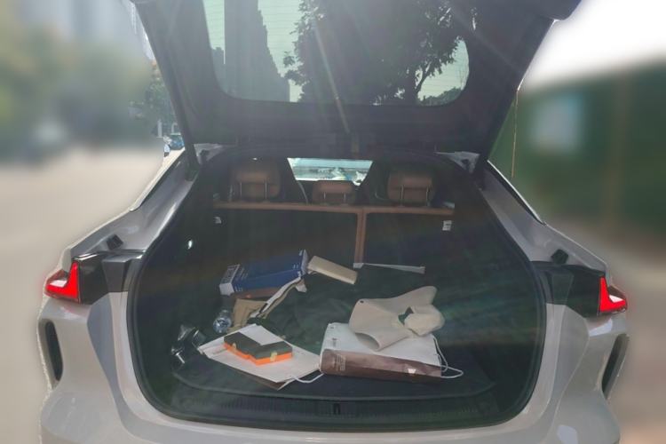 Used Rising R7 2024 Advanced Edition Trunk