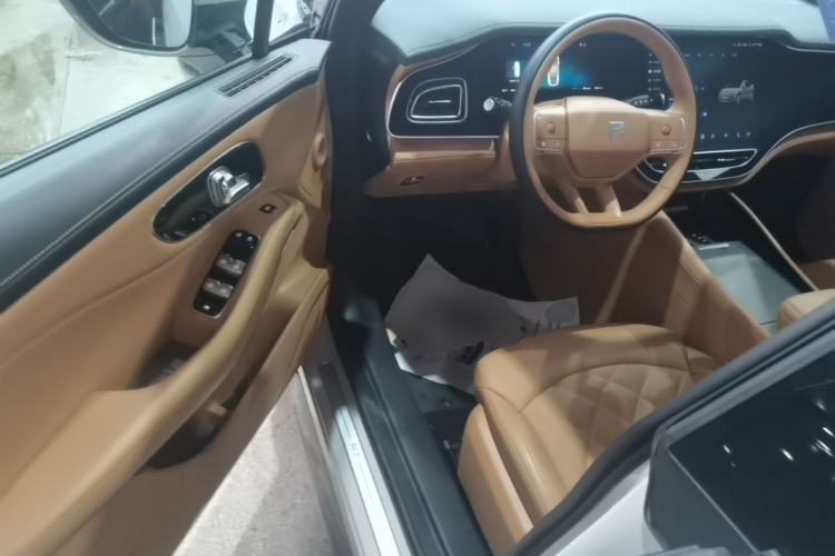Used Rising R7 2024 Advanced Edition Driver Seat