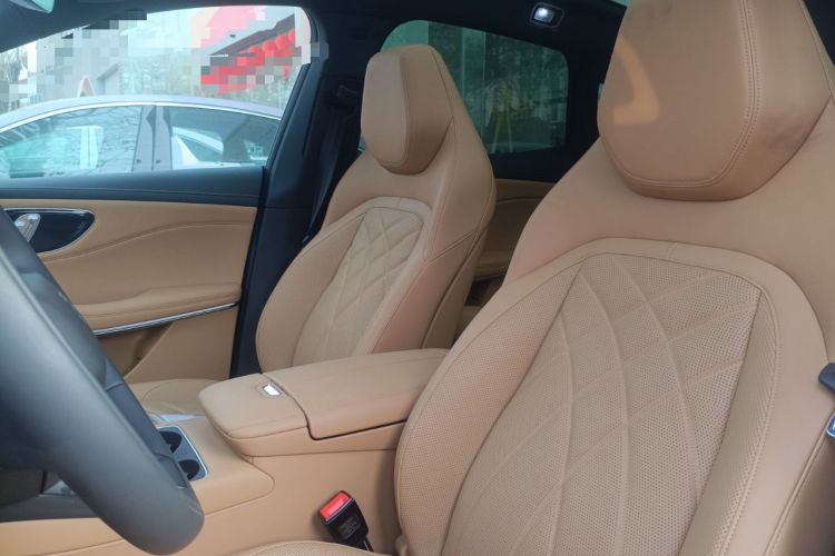Used Rising R7 2024 Advanced Edition Left Front Seat
