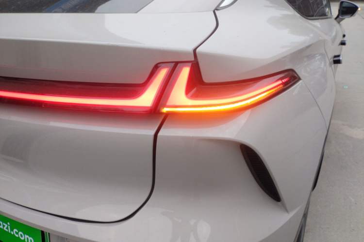 Used Rising R7 2024 Advanced Edition Right Rear Taillight