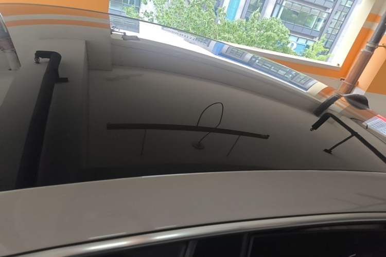 Used Rising R7 2024 Advanced Edition Roof