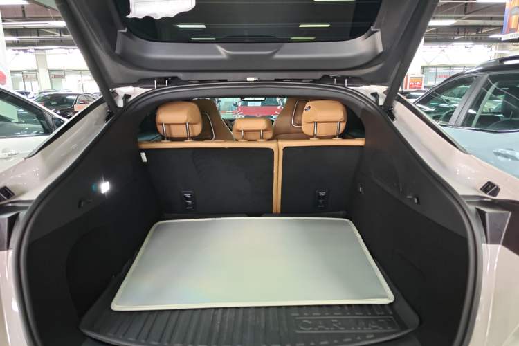 Used Rising R7 2024 Advanced Edition Trunk