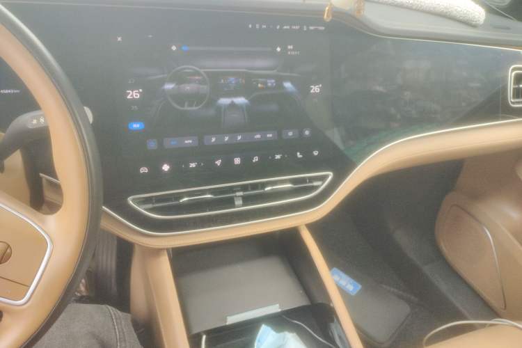 Used Rising R7 2024 Advanced Edition Audio And AC Panel