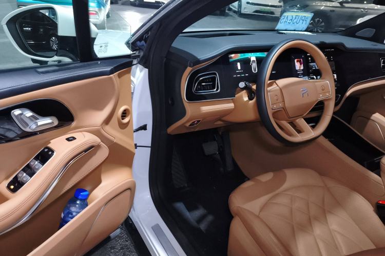 Used Rising R7 2024 Advanced Edition Driver Seat