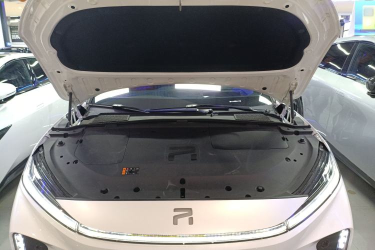 Used Rising R7 2024 Advanced Edition Engine Bay
