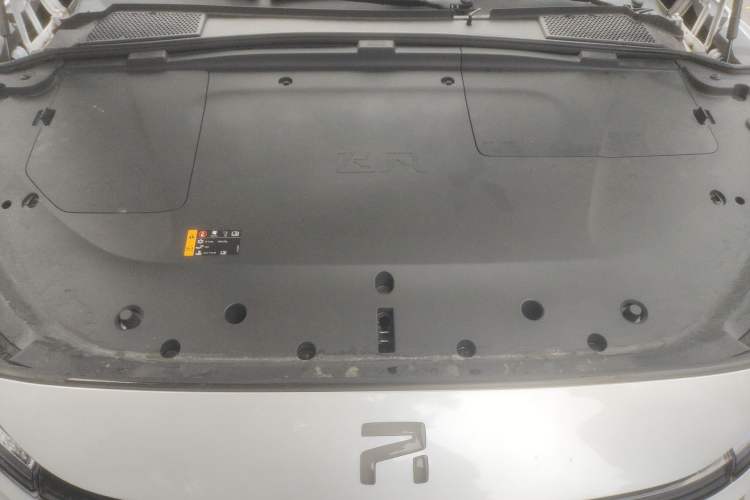 Used Rising R7 2024 Advanced Edition Engine Bay