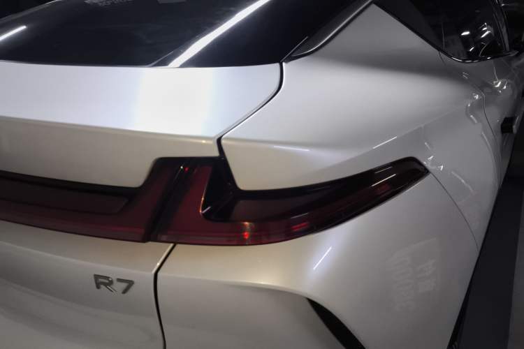 Used Rising R7 2024 Advanced Edition Exterior 6