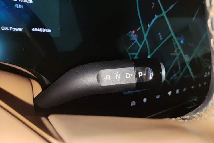 Used Rising R7 2024 Advanced Edition Gear Lever
