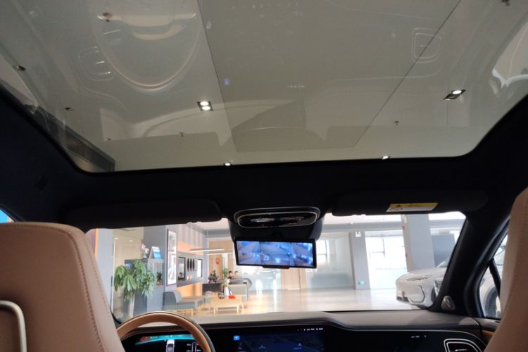 Used Rising R7 2024 Advanced Edition Interior 5