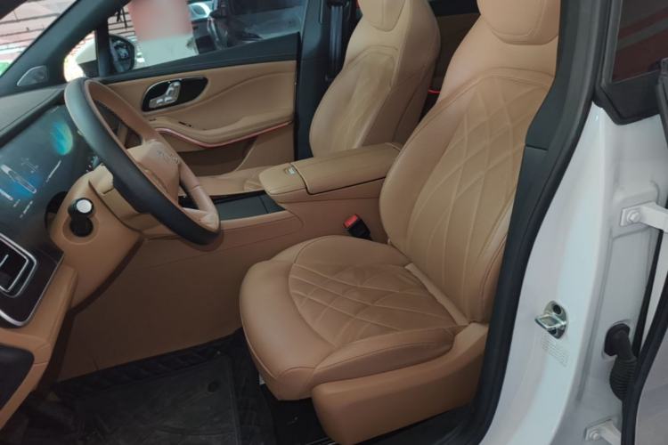 Used Rising R7 2024 Advanced Edition Left Front Seat