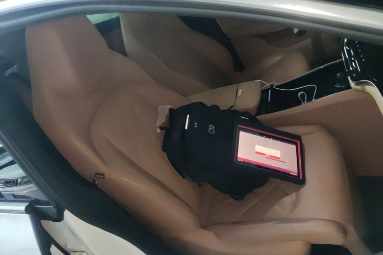 Used Rising R7 2024 Advanced Edition Right Front Seat